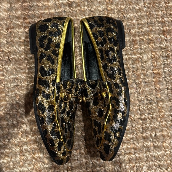 Gucci leopard loafer. Used a few times great condition. - Picture 4 of 5